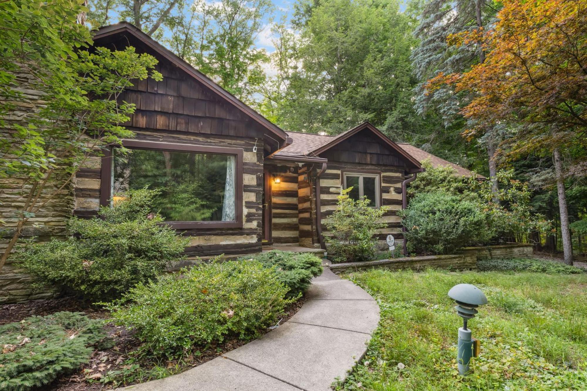 Log Cabin - Natures Oasis - Fire Pit & Gazebo Cleveland Eksteriør billede
